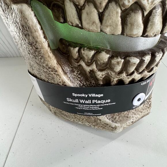 Discontinued Halloween Decoration Scary Jack O Lantern Skull Face Sounds 24x 10 - Picture 4 of 8